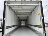 Schmitz Cargobull Tiefkühler Multitemp Doppelstock Trennwand - Arbeitsbühne