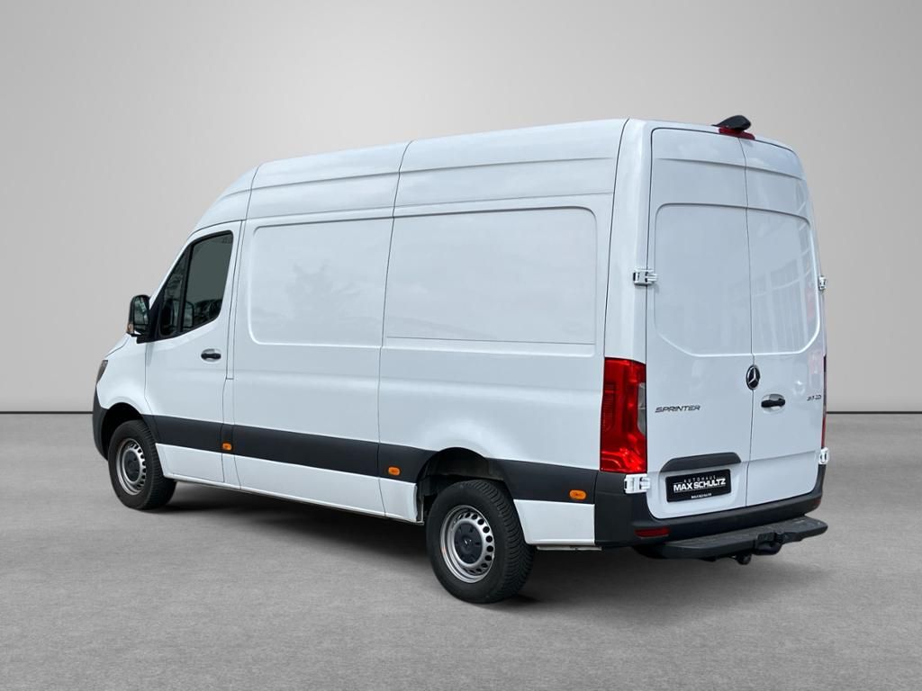 Fahrzeugabbildung Mercedes-Benz Sprinter 317 CDI Standard Hochdach Navi*LED*AHK