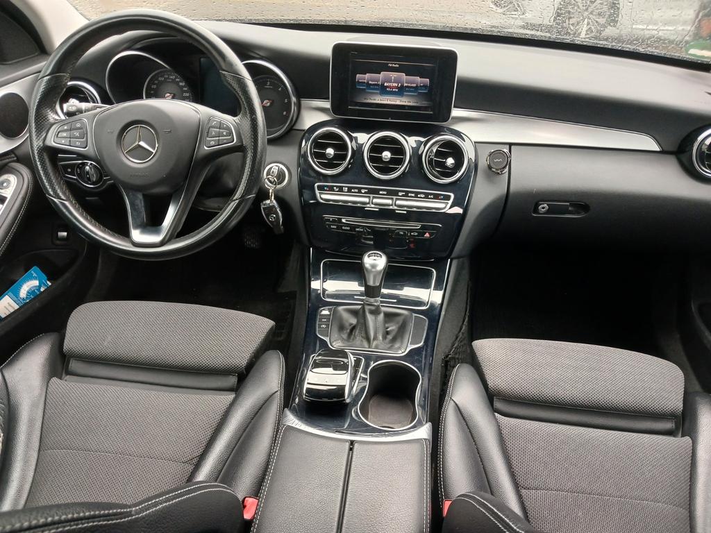 Mercedes-Benz C 220