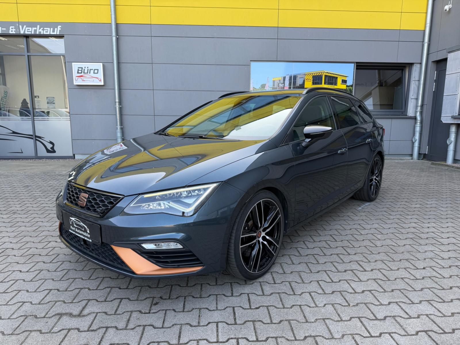 SEAT Leon ST Cupra 300 4Drive LEDER/NAVI/PANO/SHZ/AHK, миниатюра 2