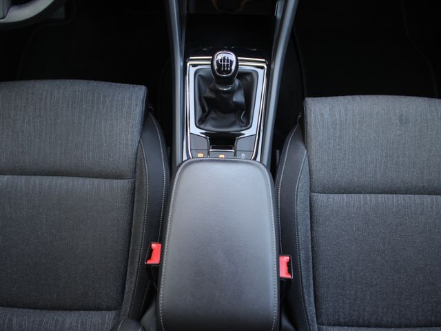 Karoq 1.6 TDI Style  Navi*Standheizung*LED