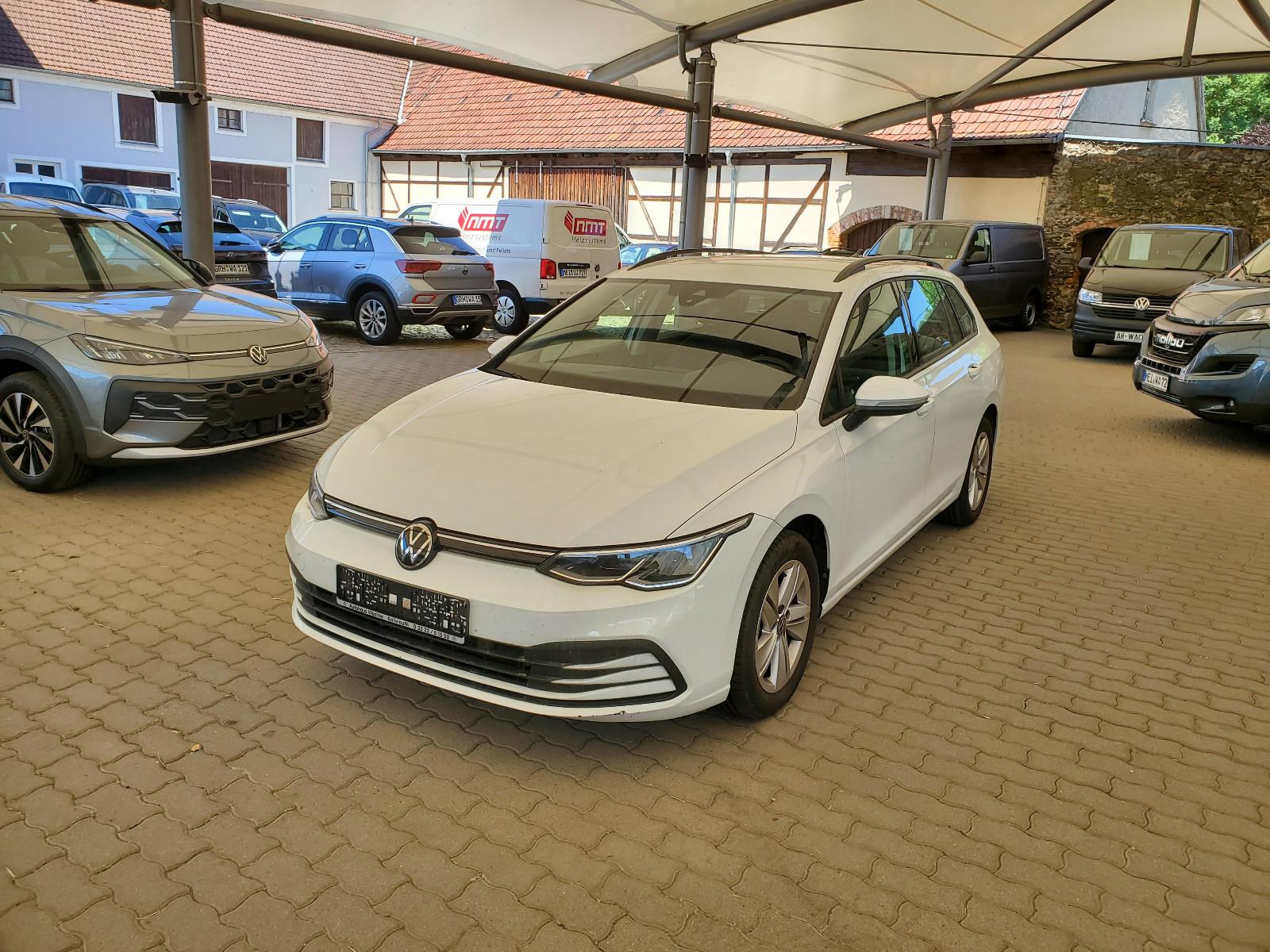 Volkswagen Golf VIII Variant Life*DSG*ACC*Navi*AppCon.*
