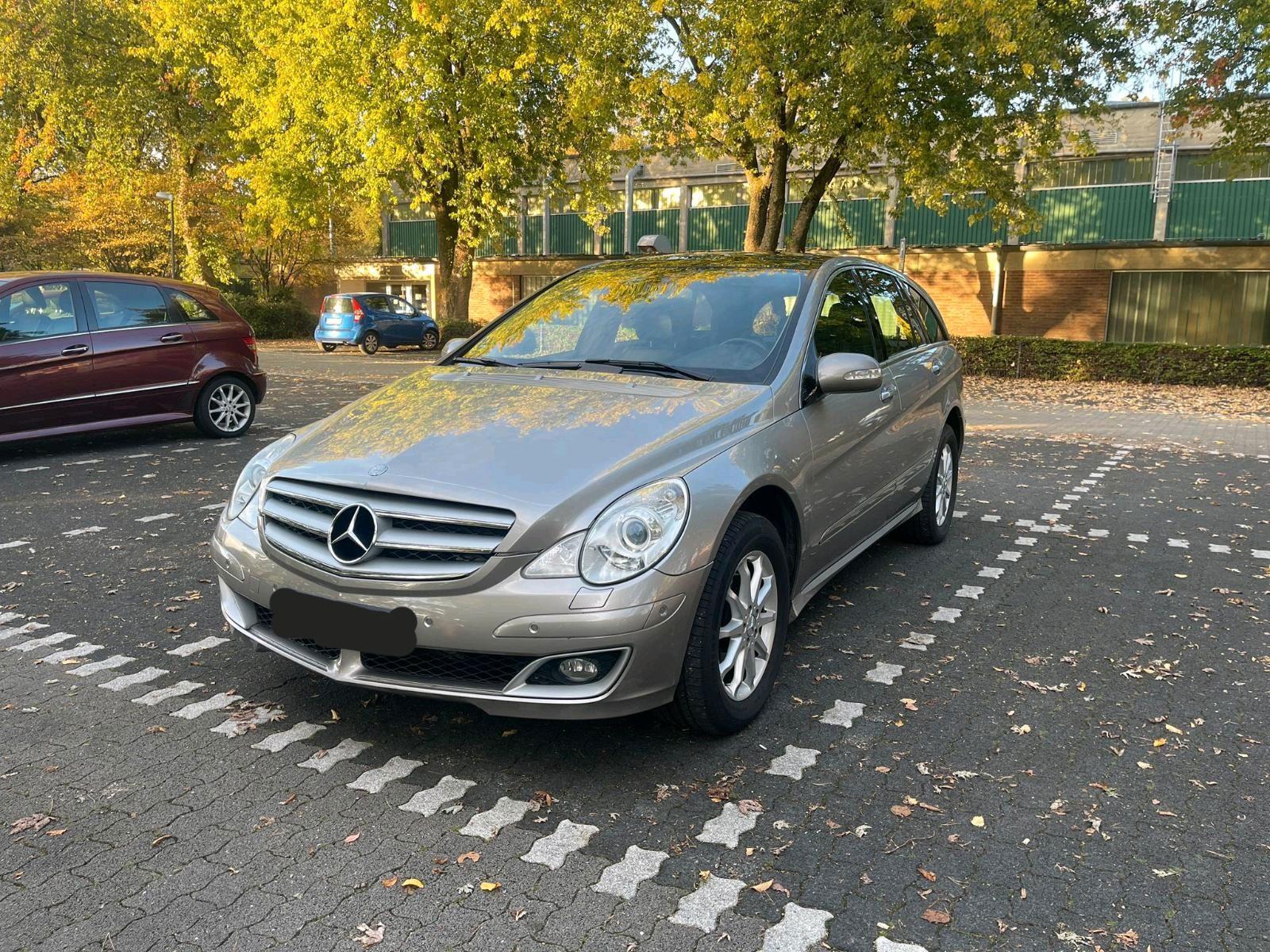 Mercedes-Benz R320, 2006