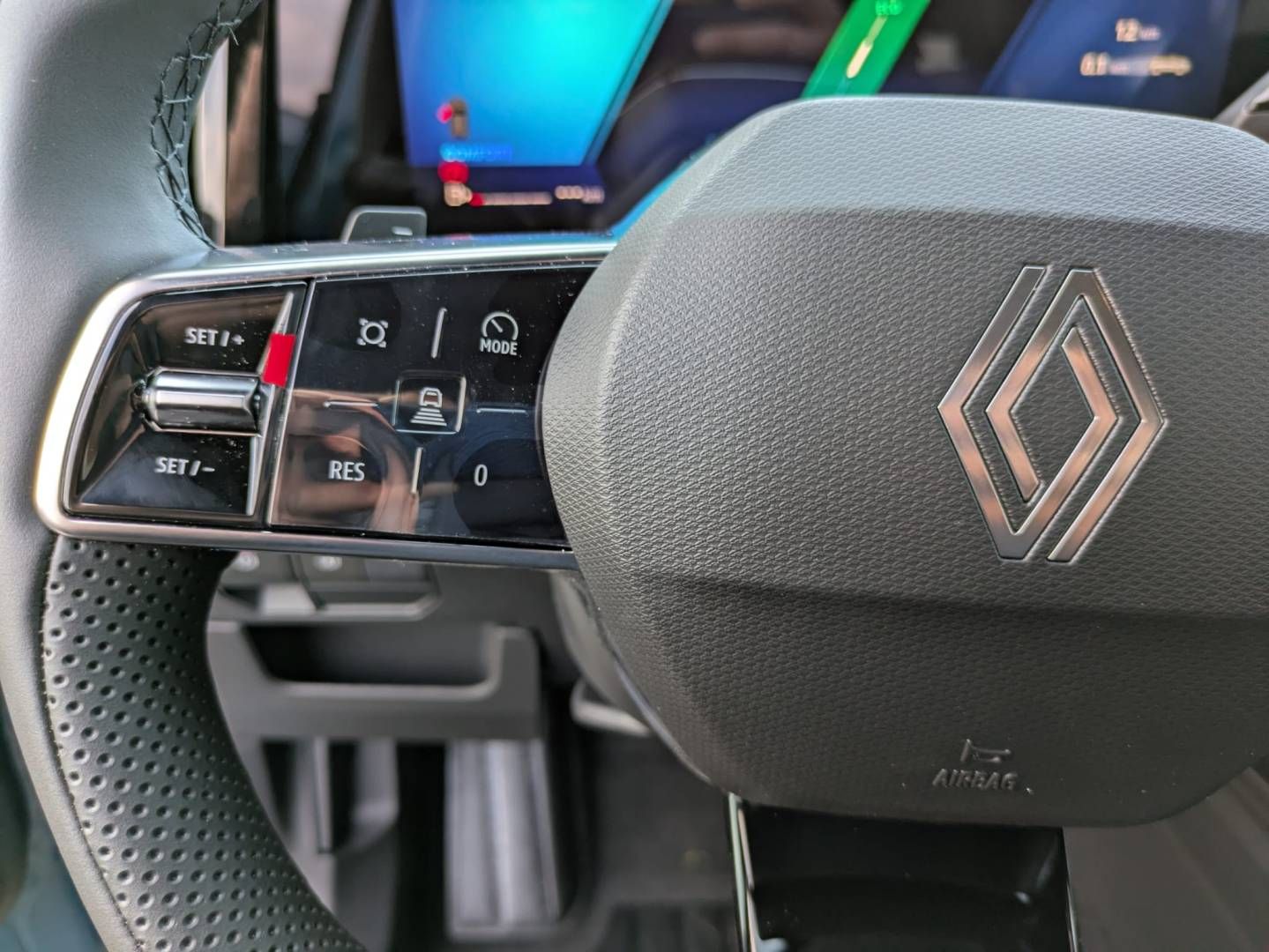 Fahrzeugabbildung Renault Austral Techno Full Hybrid E-Tech 200