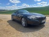 BMW Z4 sDrive20i - - BMW Z4 mit Benzin-Antrieb: Schwarz, Leder, Navigationssystem, Cabrio