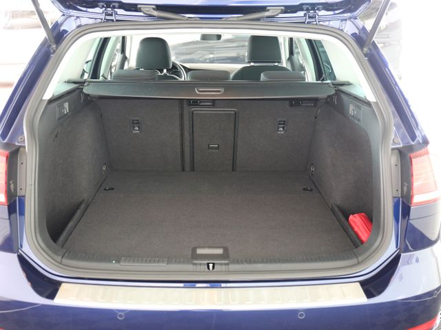 Volkswagen Golf Variant 1.5TSI ACC NAVI ERGO KAMERA AHK