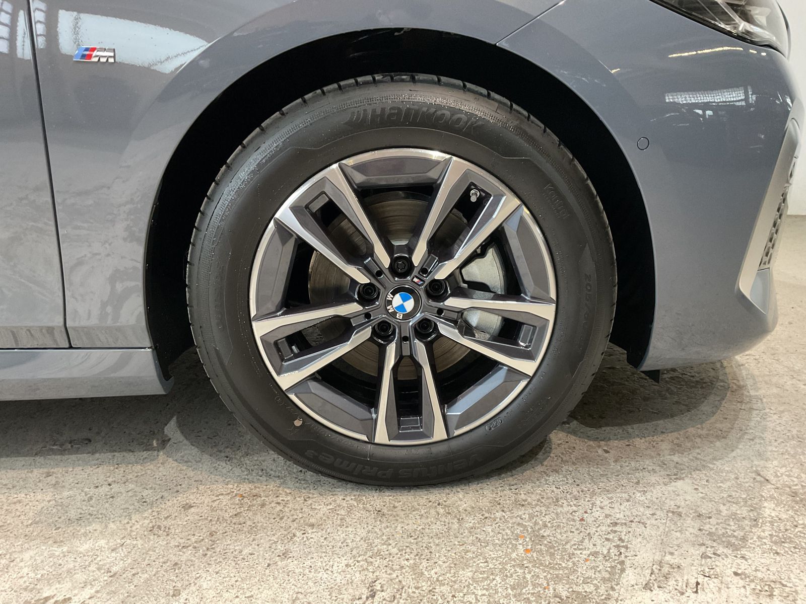 Fahrzeugabbildung BMW 220i Komfortzugang, Driving Assistant Plus, AHK