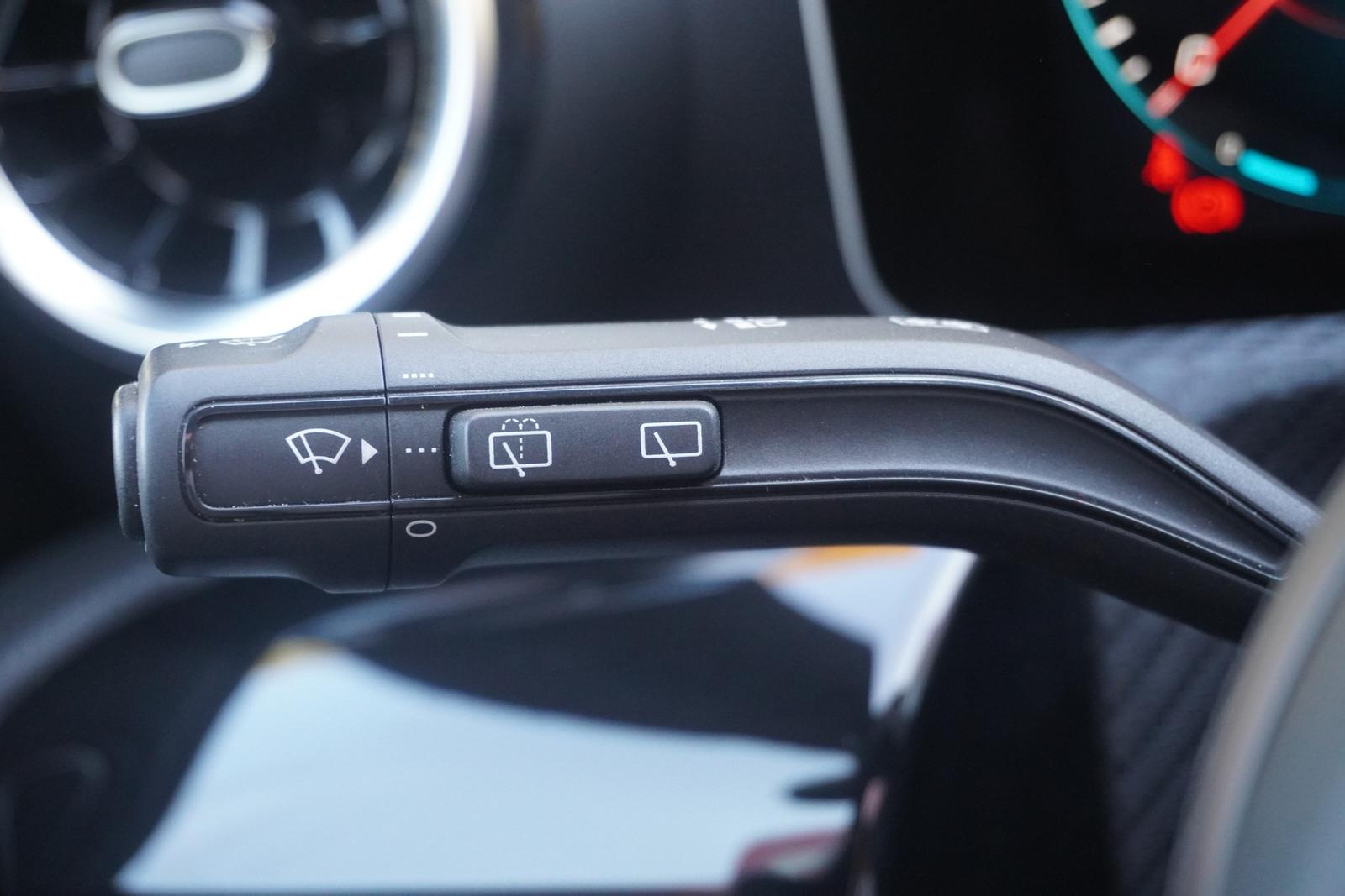 Mercedes-Benz A200 Progressive Navi Panorama Android Apple PDC