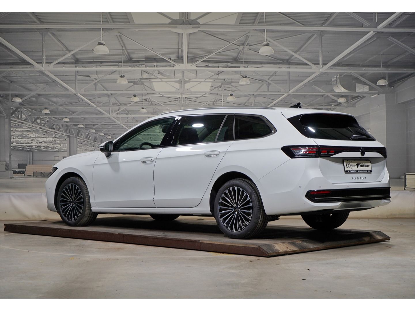 Volkswagen Passat Variant 2.0 TDI DSG Elegance AHK IQ.DRIVE imagem 2