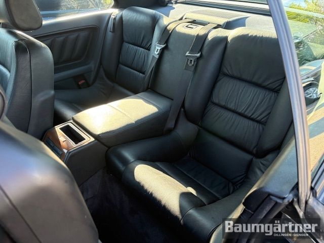 Fahrzeugabbildung BMW 850 CSi V12 M-Paket 6-Gang-Schalter Schiebedach