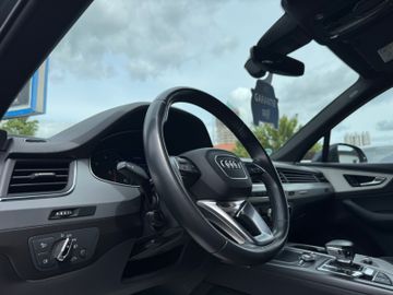 Audi Q7 - 11