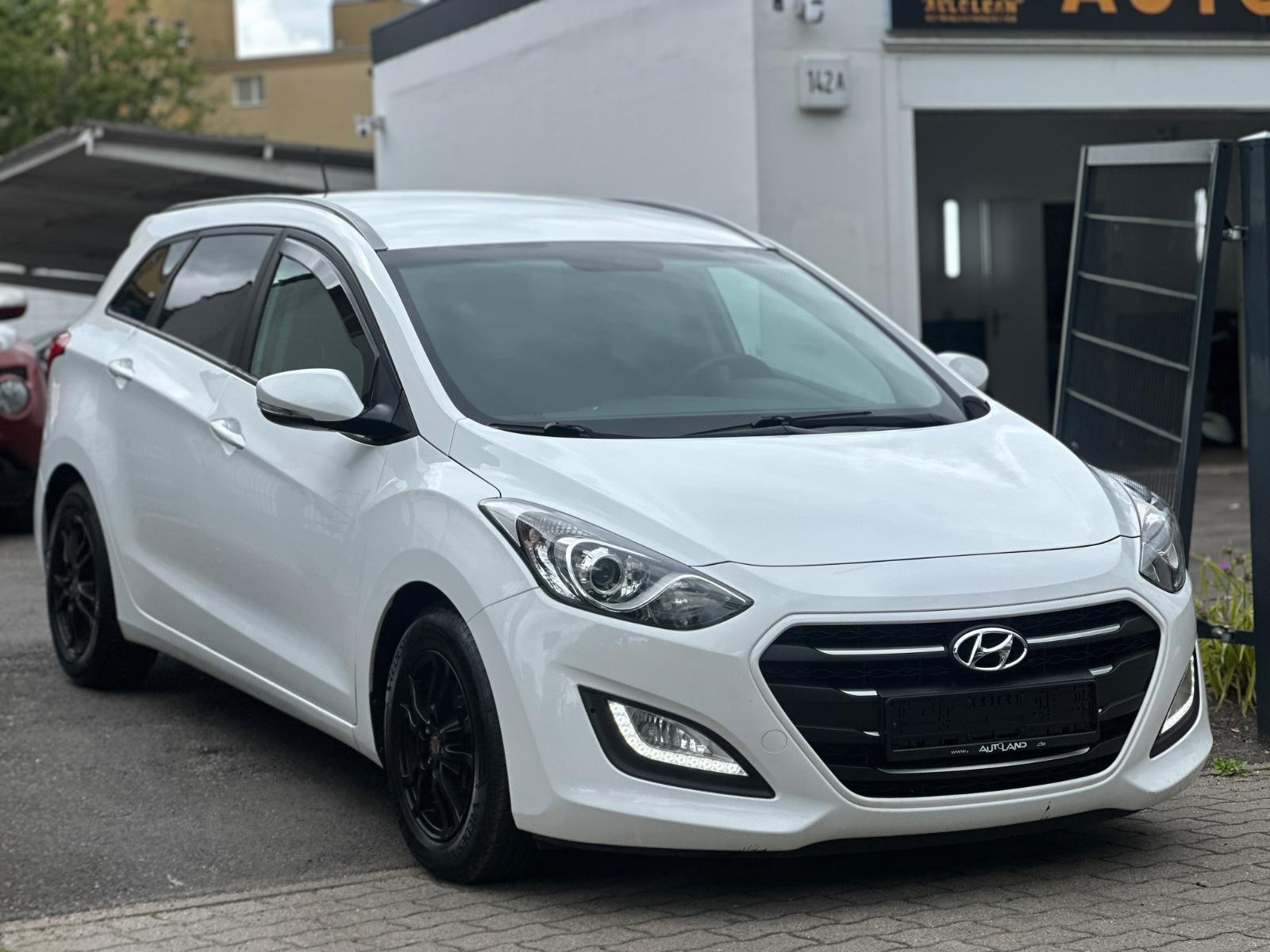 Hyundai i30 cw blue Trend/Kamera