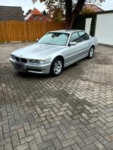 BMW E38 728 i - BMW 728: 728i E38