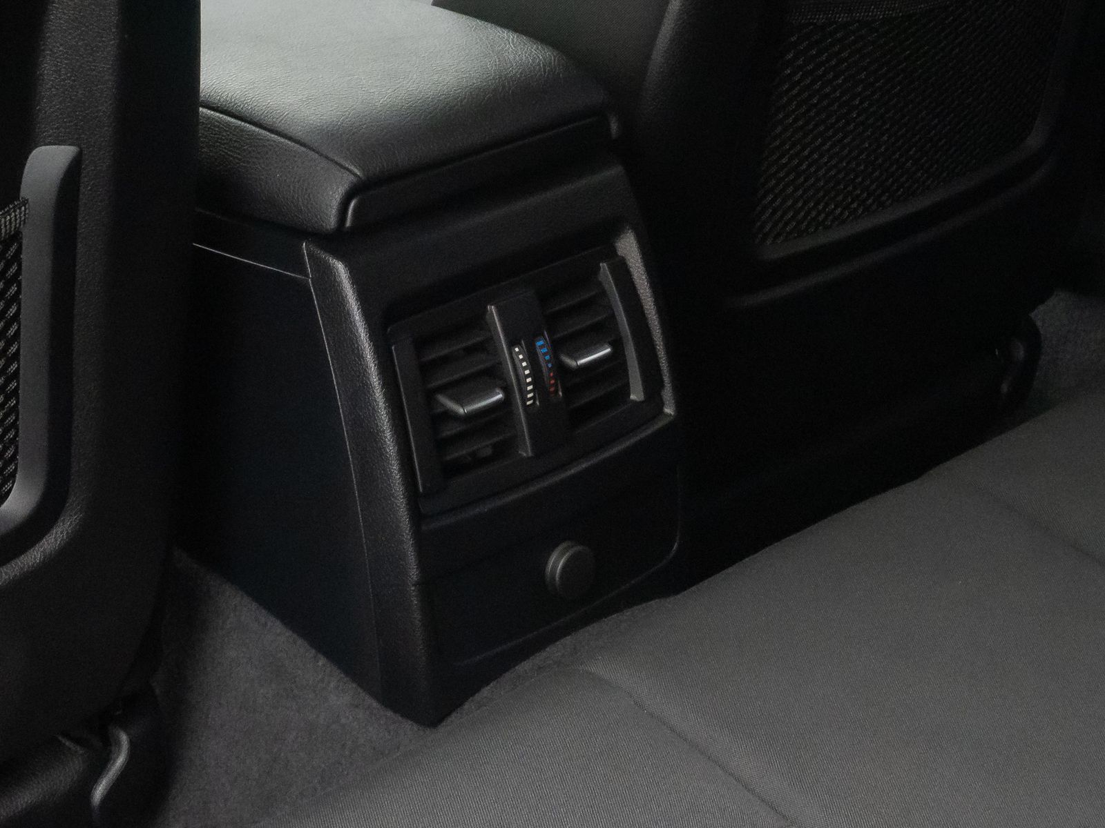 Fahrzeugabbildung BMW 118i FernlichtAs Komfort Ad.LED Tempomat KlimaAT