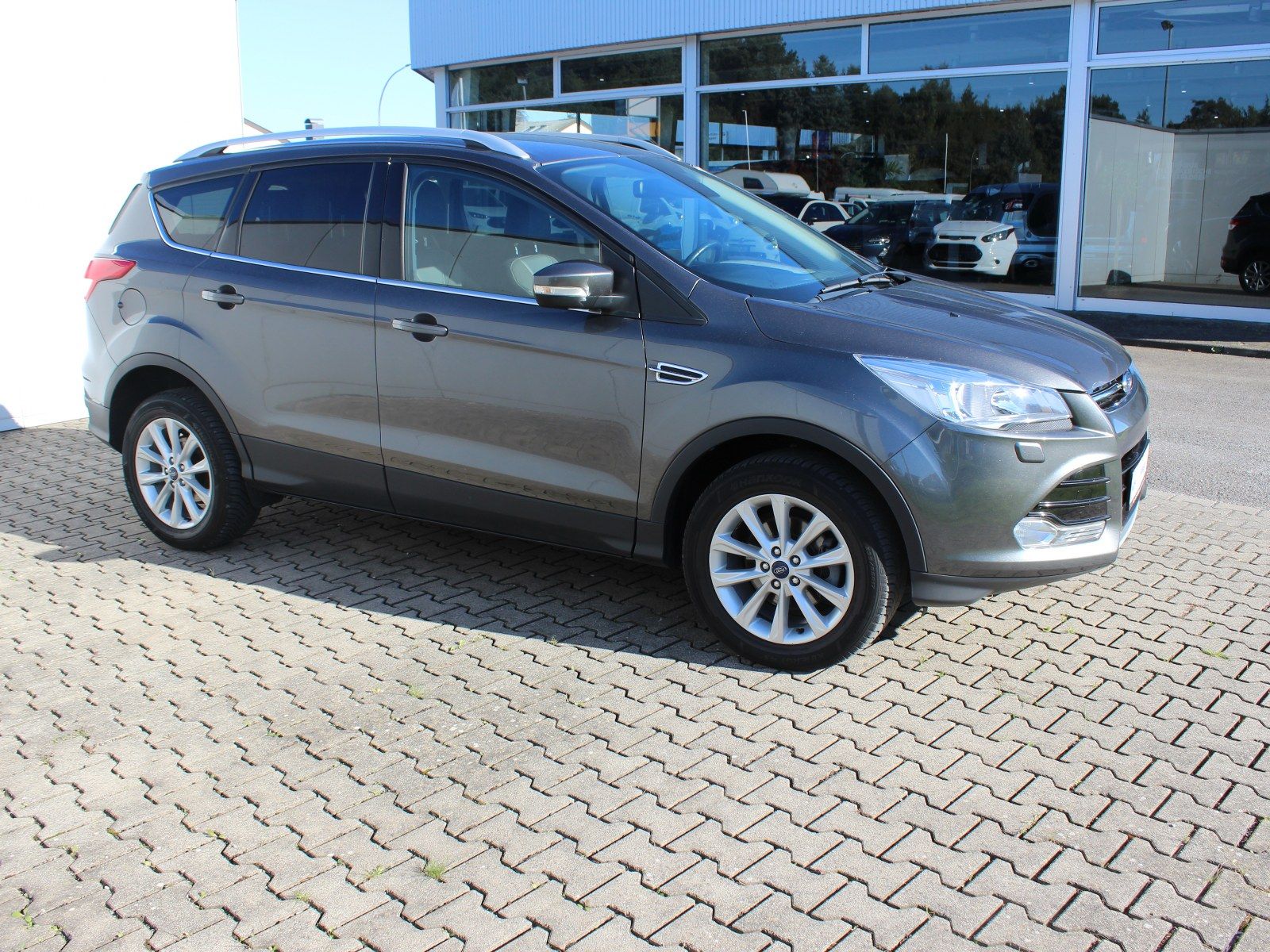 Fahrzeugabbildung Ford Kuga Titanium 1,5 EcoBoost Start/Stopp