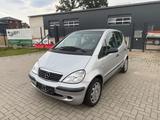 Mercedes-Benz A 140 CLASSIC TÜV NEU/GARAGENFAHRZEUG/KLIMA - silberne Mercedes-Benz A 140