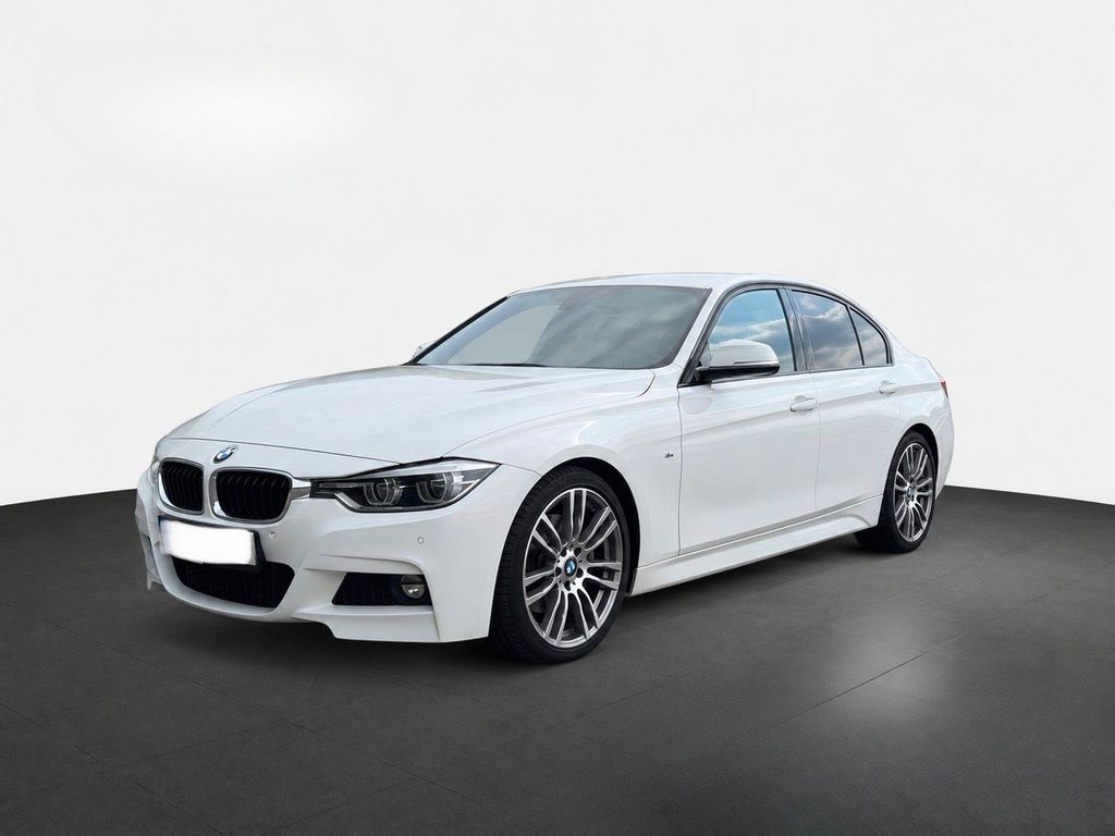 Image of BMW 320