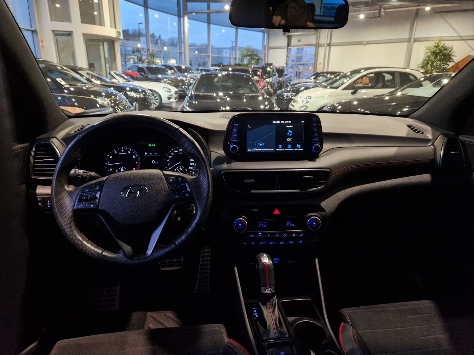 Fahrzeugabbildung Hyundai TUCSON N-Line PANO LED RFK 19"