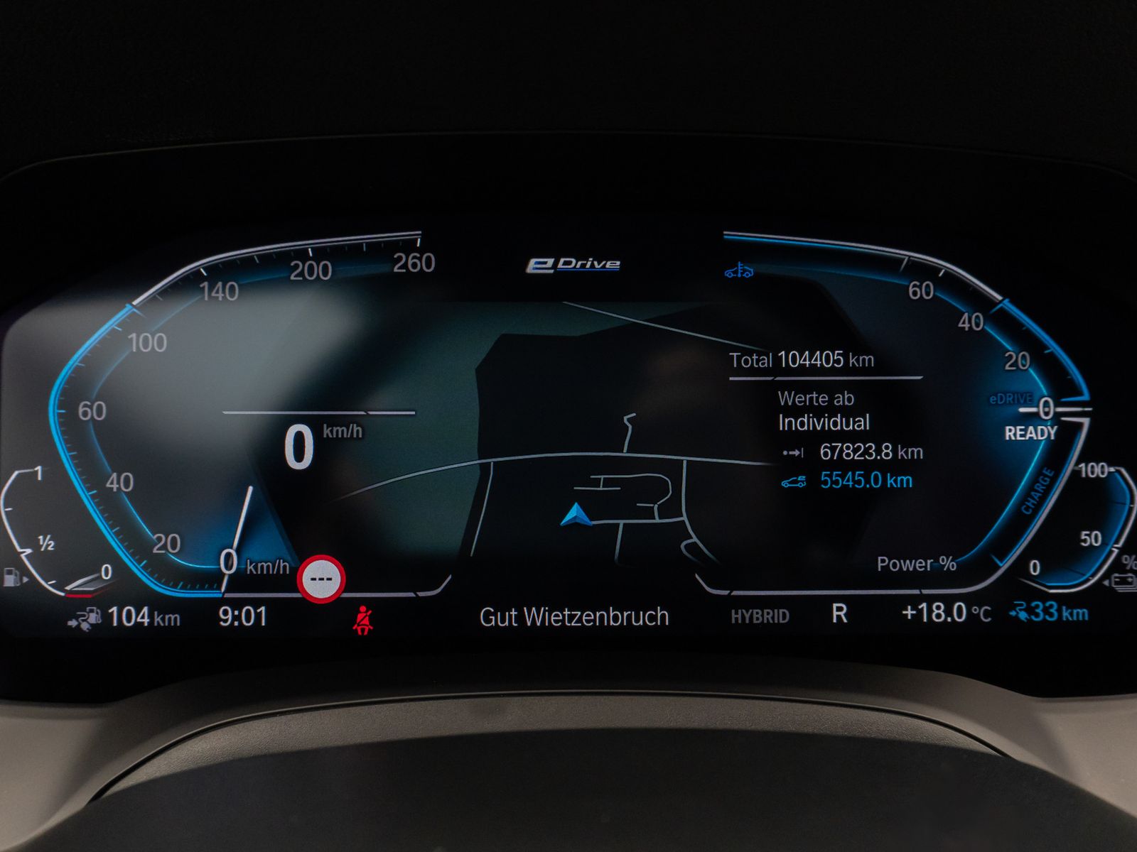 Fahrzeugabbildung BMW 330e M Sport Kamera Laser HUD HiFi AHK Stop&Go