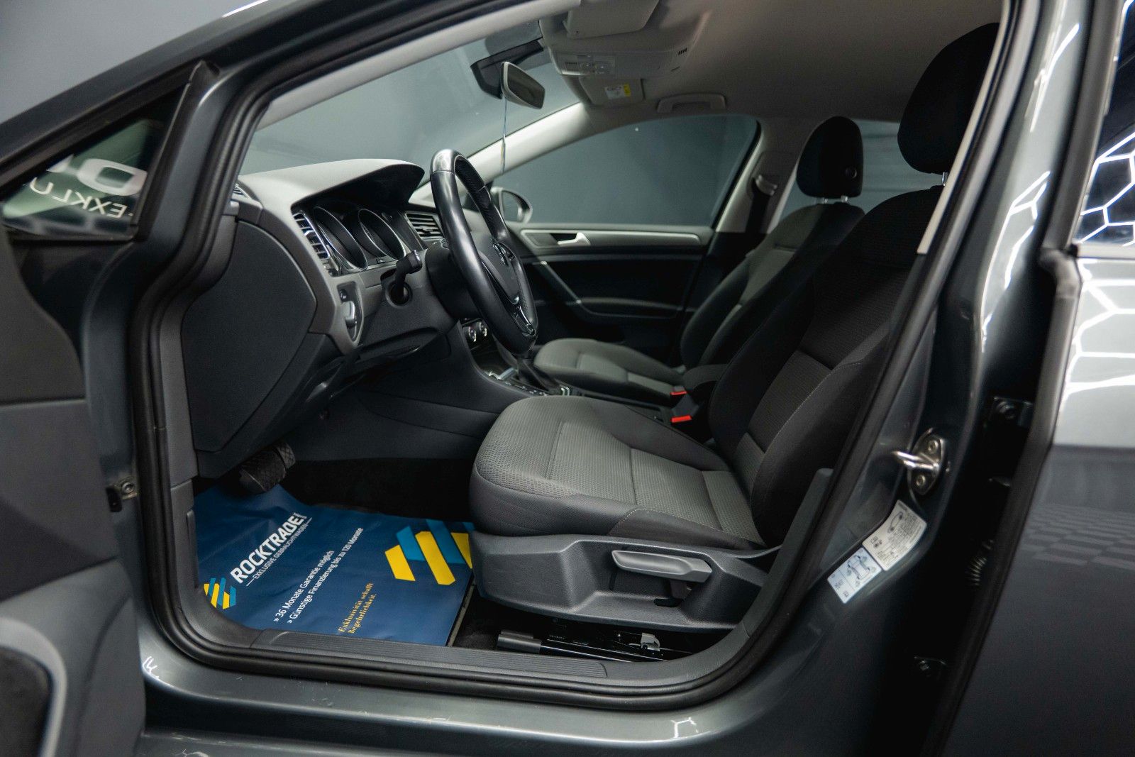 Fahrzeugabbildung Volkswagen Golf VII Variant Comfortline Autom. *ACC*LED*19%
