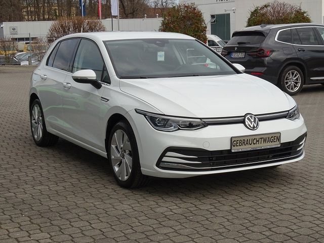 Golf  2.0 TDI DSG Style - LED Plus / Navi