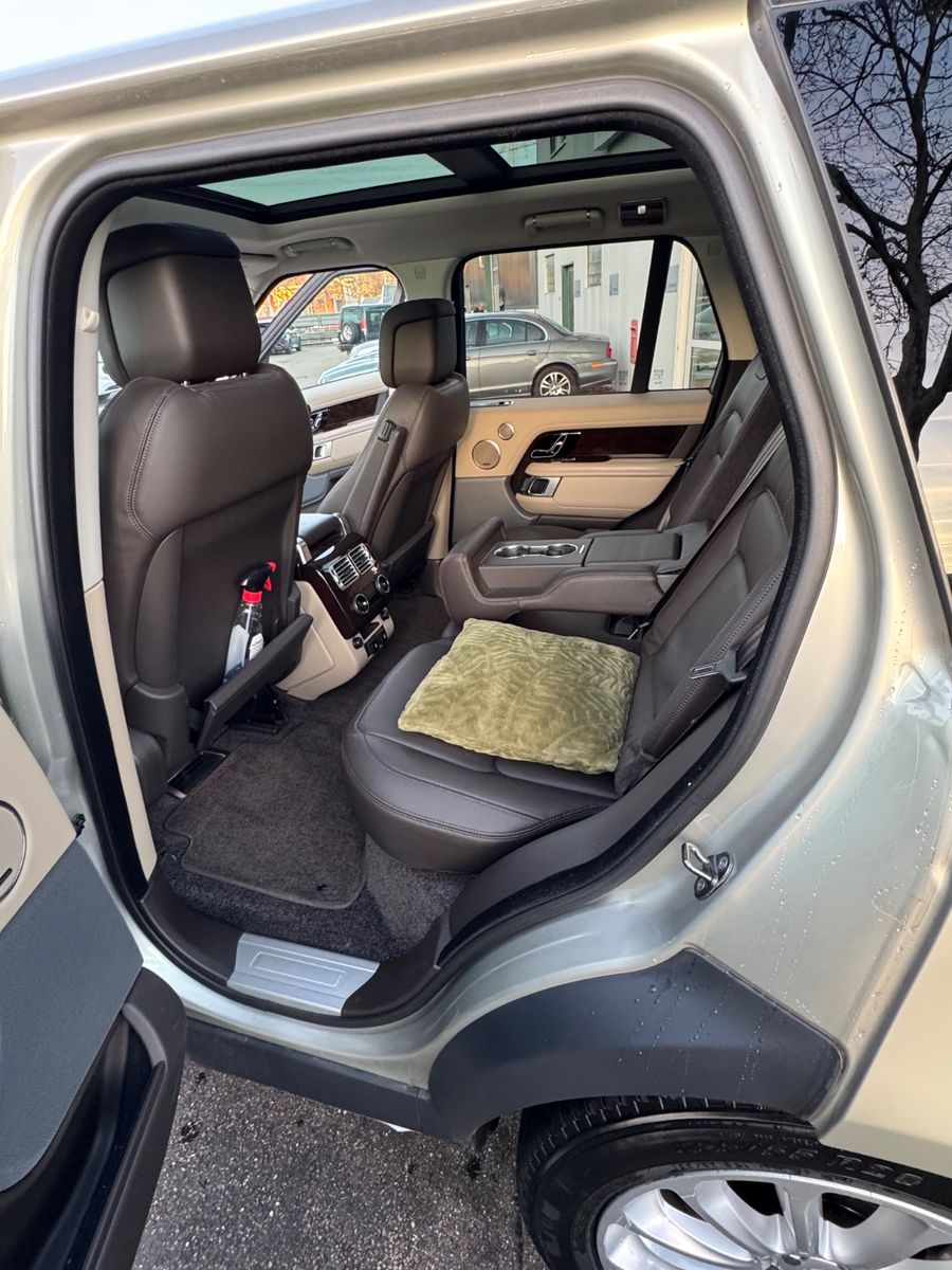 Fahrzeugabbildung Land Rover Range Rover HSE  **aussergewöhnlich **