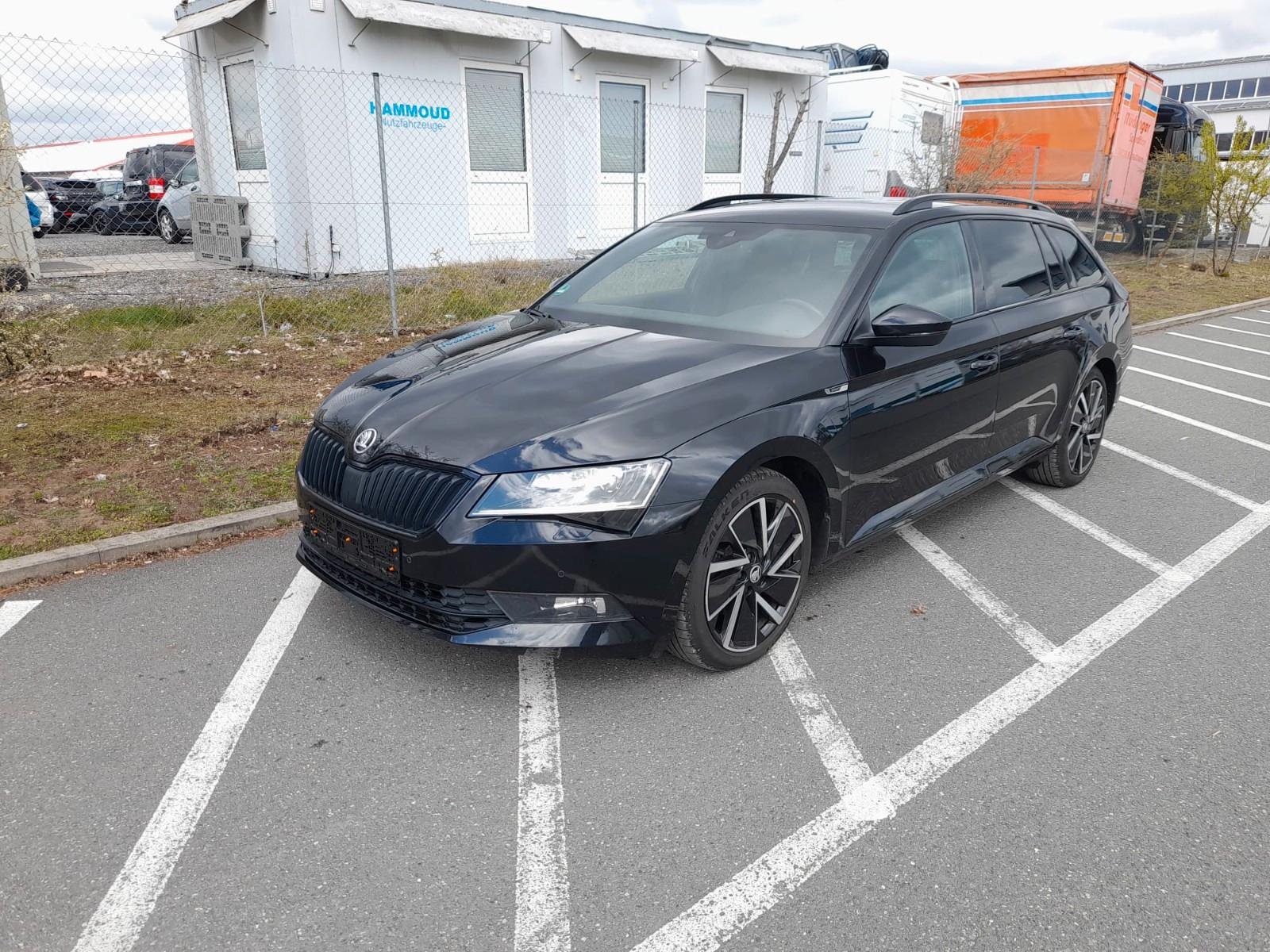 Skoda Superb 2.0 TDi DSG Combi Sportline 1 Hand