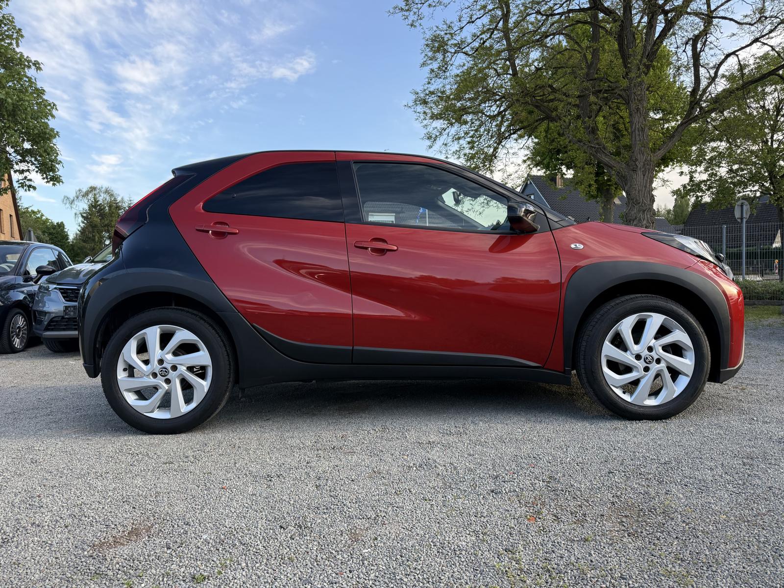 Toyota Aygo SHZ/KAMERA/AUTOMATIK/STYLE-PAKET/PULSE/1.HD