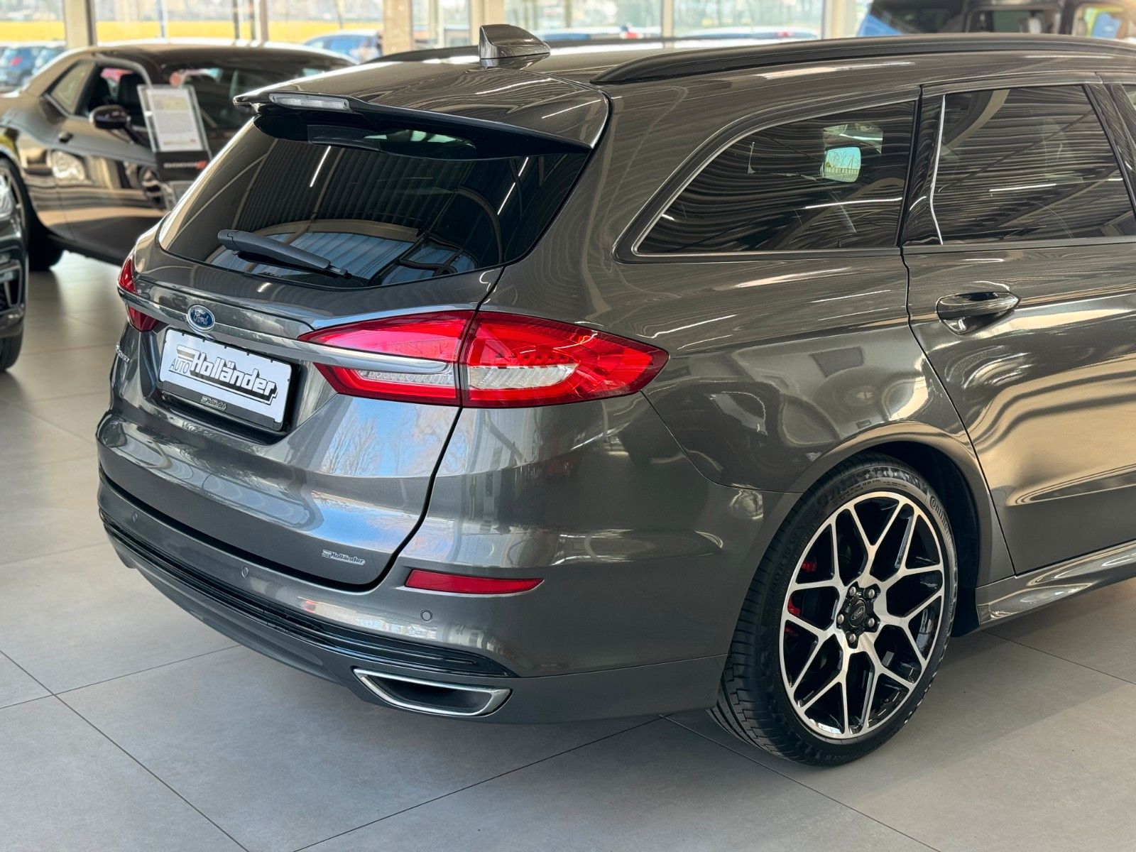 Fahrzeugabbildung Ford Mondeo Turnier 2.0 TDCI Automatik ST-Line "AHK"