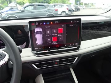 Fotografie 25 des VW Tiguan 1.5 eTSI Elegance*LEDplus*AHK*Navi 1.5 eT