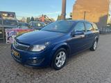 Opel Astra H-110 Jahre"/KLIMAAUT/NAVI/KEYLESSGO/PDC - Opel Astra aus 2009: H