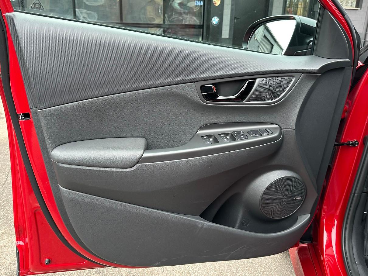 Hyundai Kona Unique Plus 4WD HUD/Leder/Kamera/19'