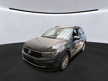 Volkswagen Tiguan - 1