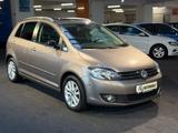 Volkswagen Golf Plus VI 1.6 TDI*DSG*NAVI*SCHIEBED.*SITZH.* - Volkswagen Golf aus 2011: 1.6