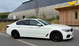 BMW M Sport scheckheftgepflegt Voll.Service NEU Pano - BMW 540 in Duisburg