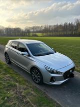 Hyundai i30 1.6 CRDi 81kW Style Style - Hyundai i30 mit Diesel-Antrieb: Limousine