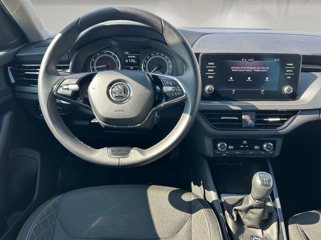 Fahrzeugabbildung SKODA Kamiq 1.0TSI Selection LED+KAMERA+TEMPOMAT+++