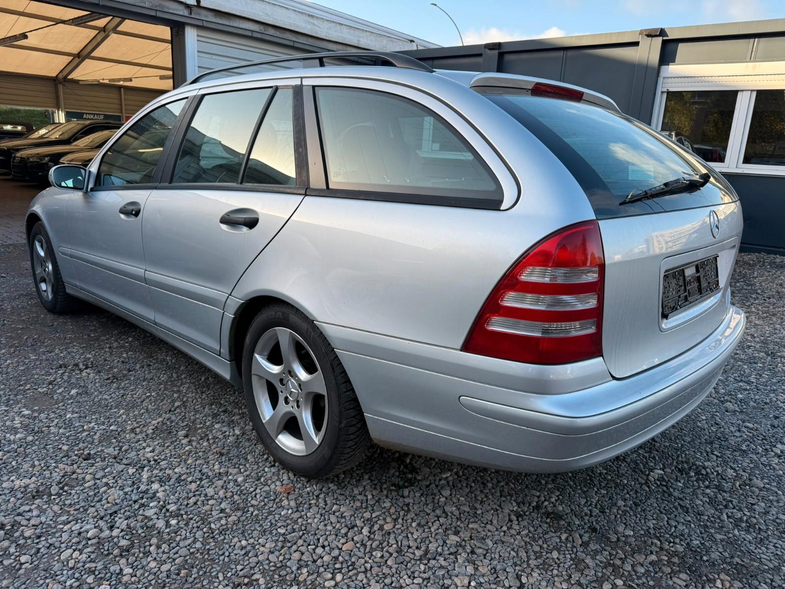 Mercedes-Benz C230 2006 — двигун 2.496 cm³, 204 HP (150kW)