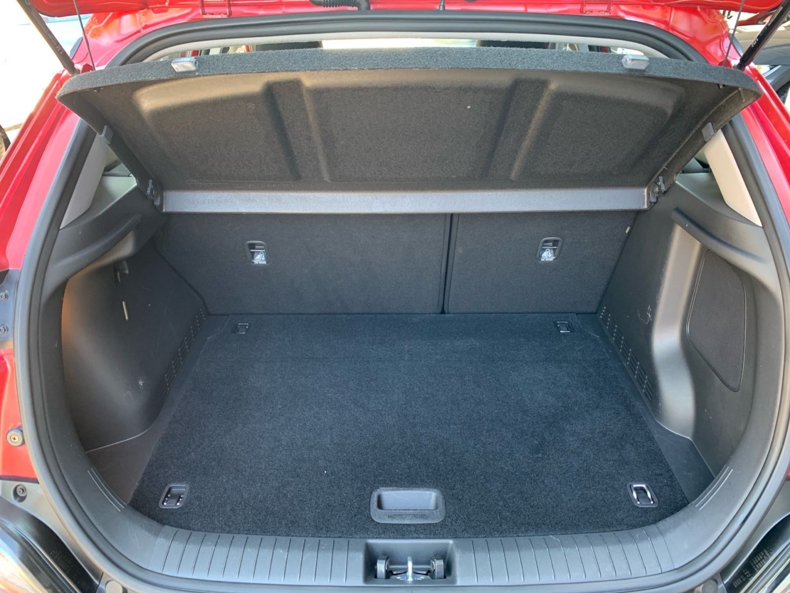 Fahrzeugabbildung Hyundai KONA 1.6 GDI Trend Hybrid Navi AHK 1Hd