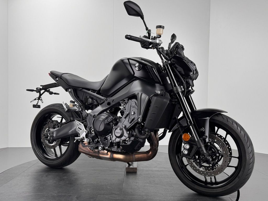 Fahrzeugabbildung Yamaha MT-09 *TOP-ZUSTAND *WENIG KM