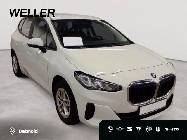 BMW 218d Active Tourer Curved  AHK,DrivAss, SZH,PA