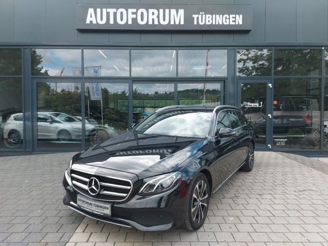 Mercedes-Benz E 300 de T Auto*AVANTGARDE*CARPLAY*LED*AMBILIGHT