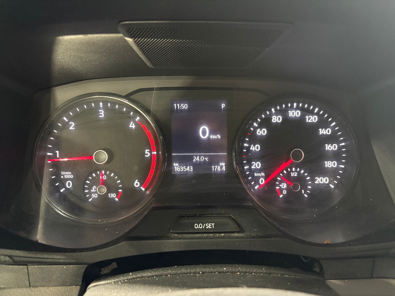 Fahrzeugabbildung Volkswagen Crafter Kasten Kasten 35 lang Hochdach FWD/3-SIT