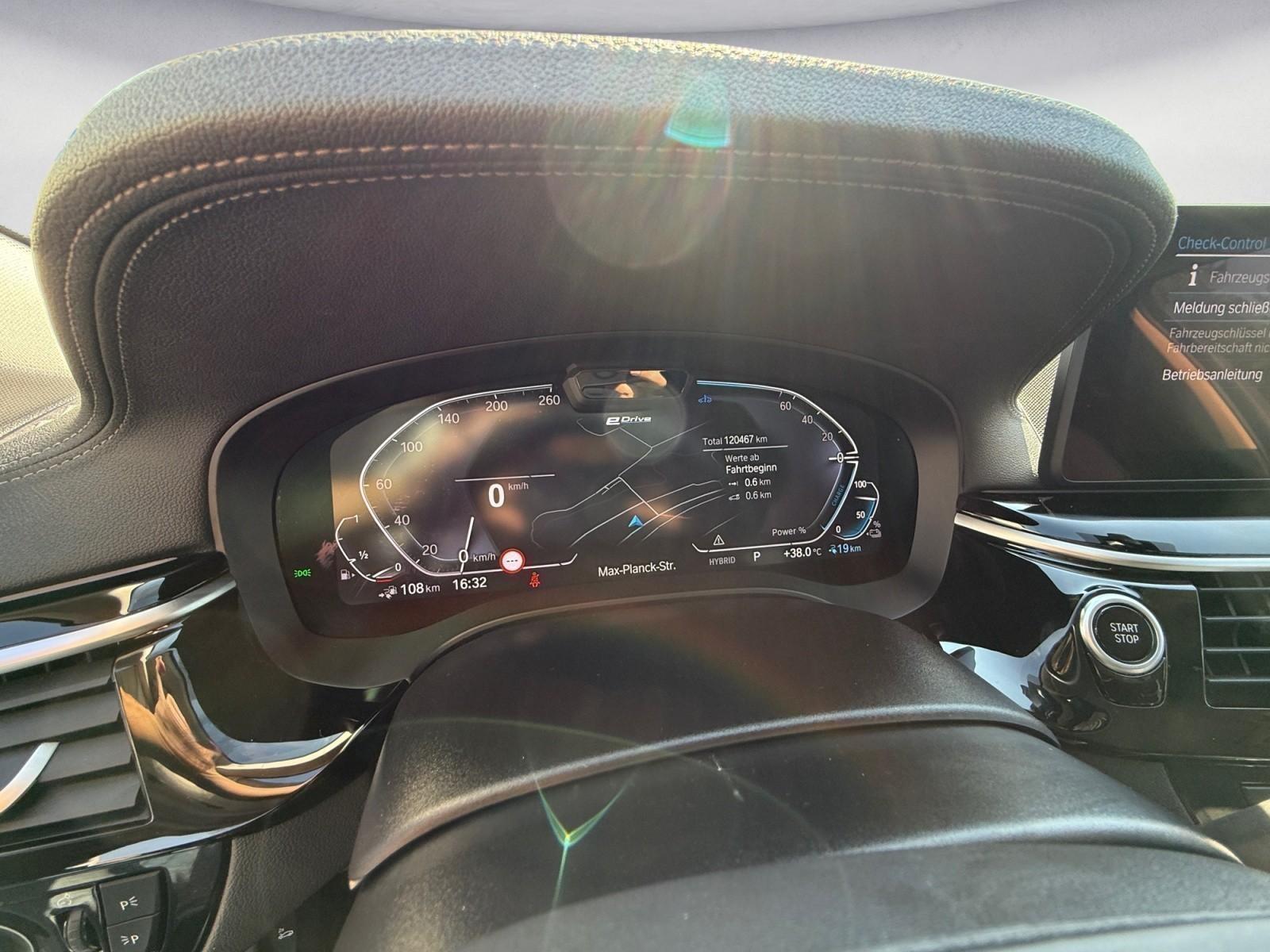 BMW 530 e Touring Luxury Line Aktive Geschw. Sitzbelü, миниатюра 11