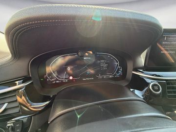 BMW 530 - 11