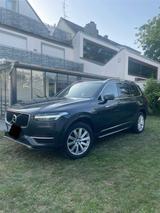 Volvo XC90 D5 AWD  235 PS  7-Sitzer - Scheckheft