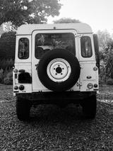 Land Rover Defender 110 TD4 Station Wagon E E - Land Rover Defender: Wagon Station