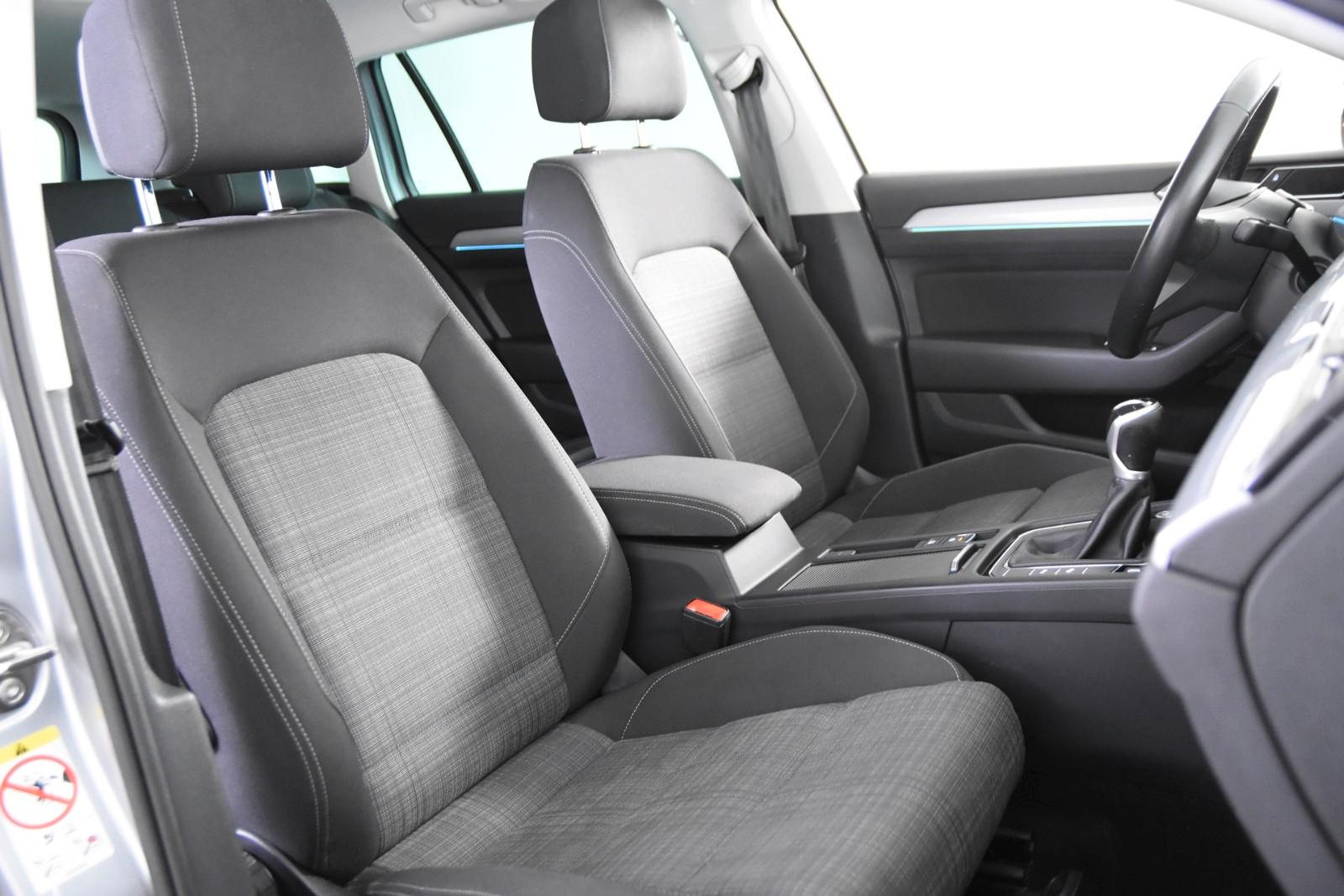 Volkswagen Passat Variant 1.5 TSI *1.Hand*Pano.*Navi*AHK*