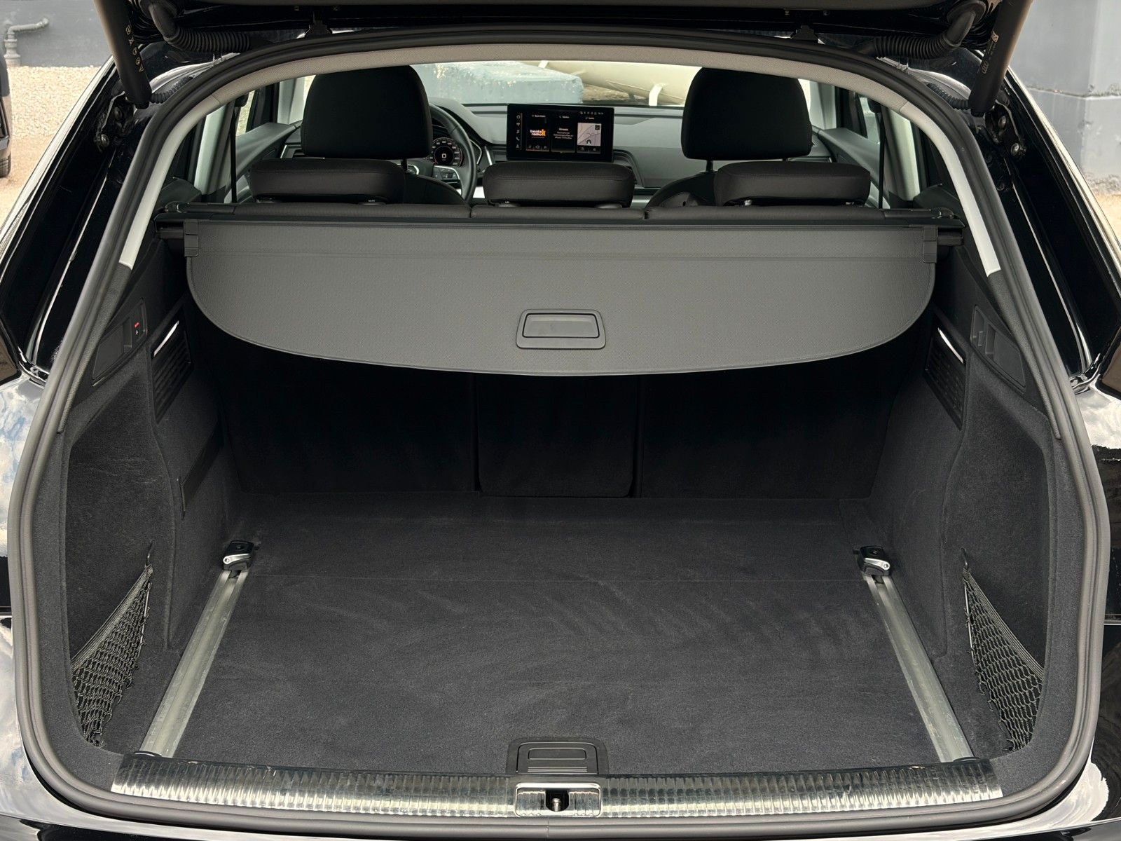 Fahrzeugabbildung Audi Q5 Sportback 40 TFSI quattro advan. AHK Matrix
