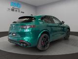 Alfa Romeo Stelvio Quadrifoglio Q4 2.9 V6 Bi-Turbo Akrapovi - Alfa Romeo: Quadrifoglio